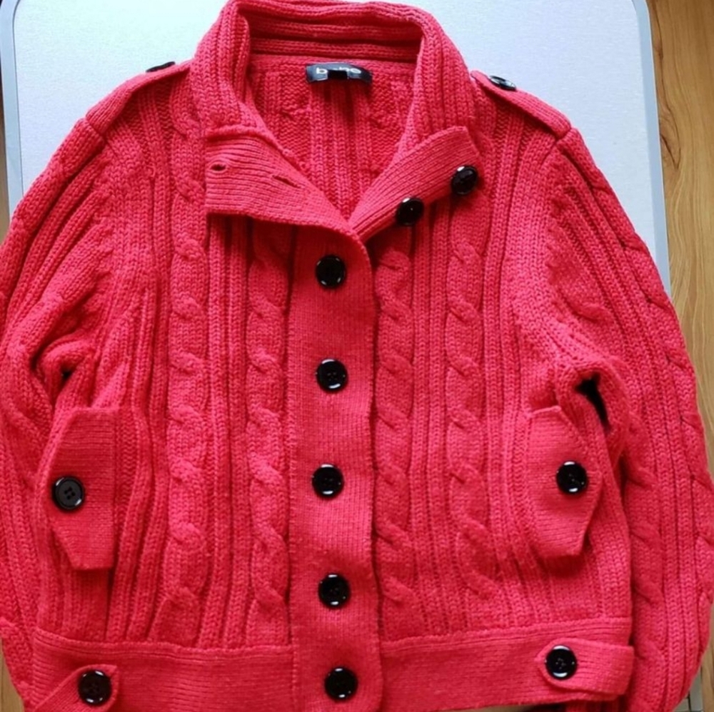 BEBE SWEATER